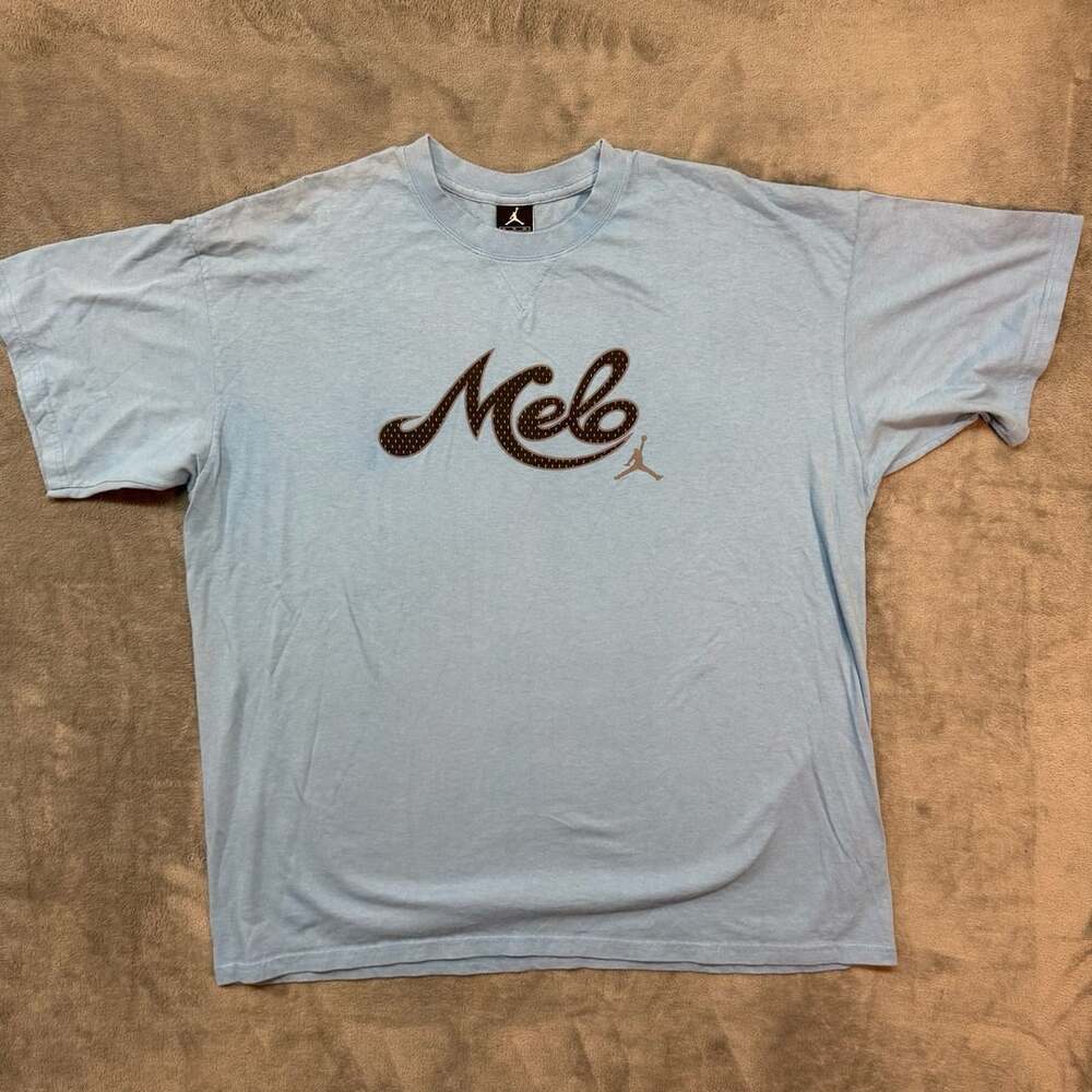 Jordan Melo Size XL Light Blue Graphic T-Shirt